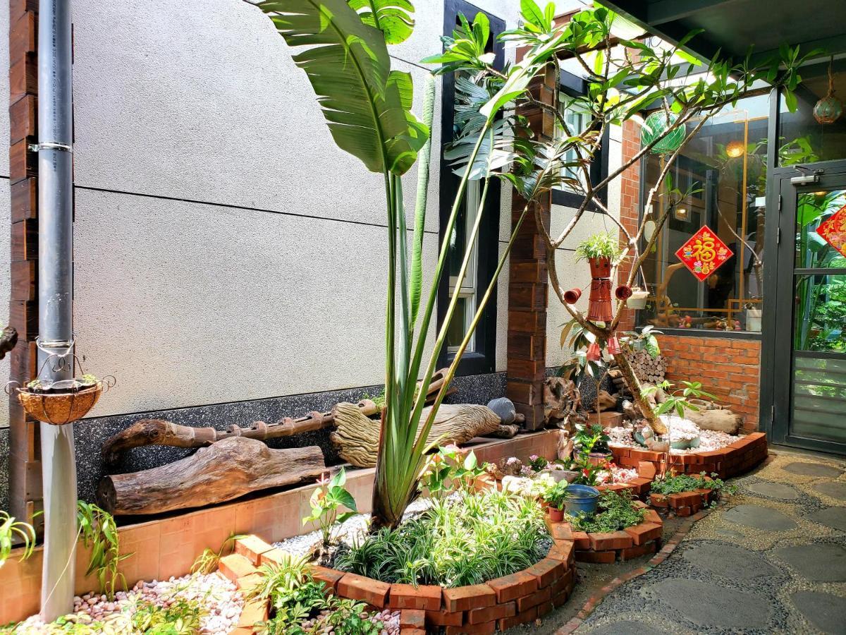 Stone Home Bed And Breakfast Taitung Exterior photo