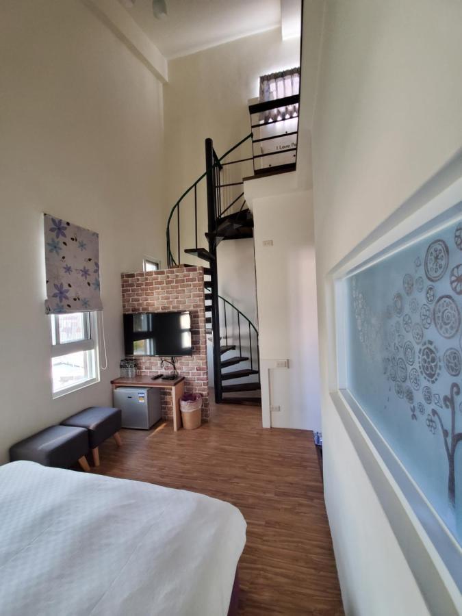 Stone Home Bed And Breakfast Taitung Exterior photo