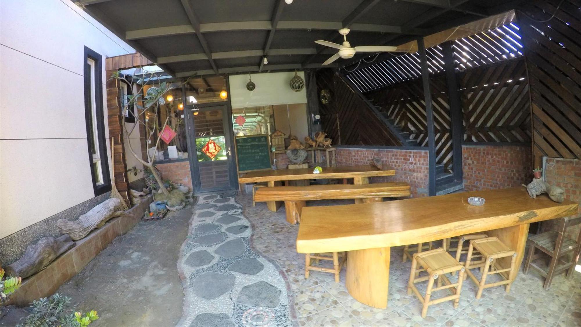 Stone Home Bed And Breakfast Taitung Exterior photo