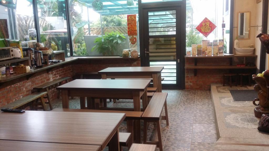 Stone Home Bed And Breakfast Taitung Exterior photo